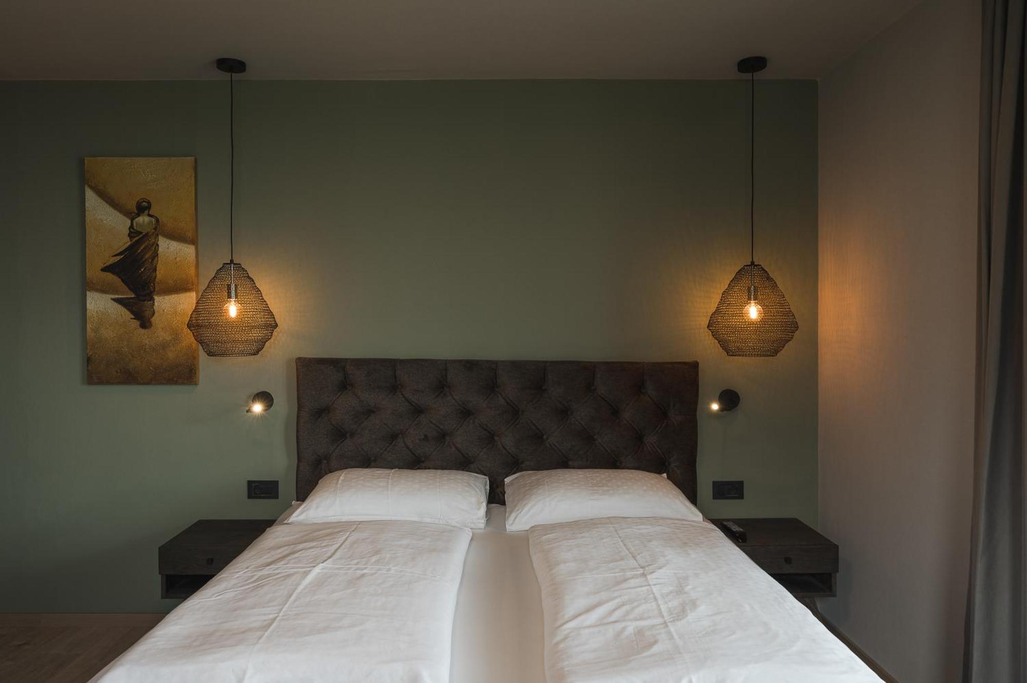 Haus Artus Aparthotel เชนนา ภายนอก รูปภาพ