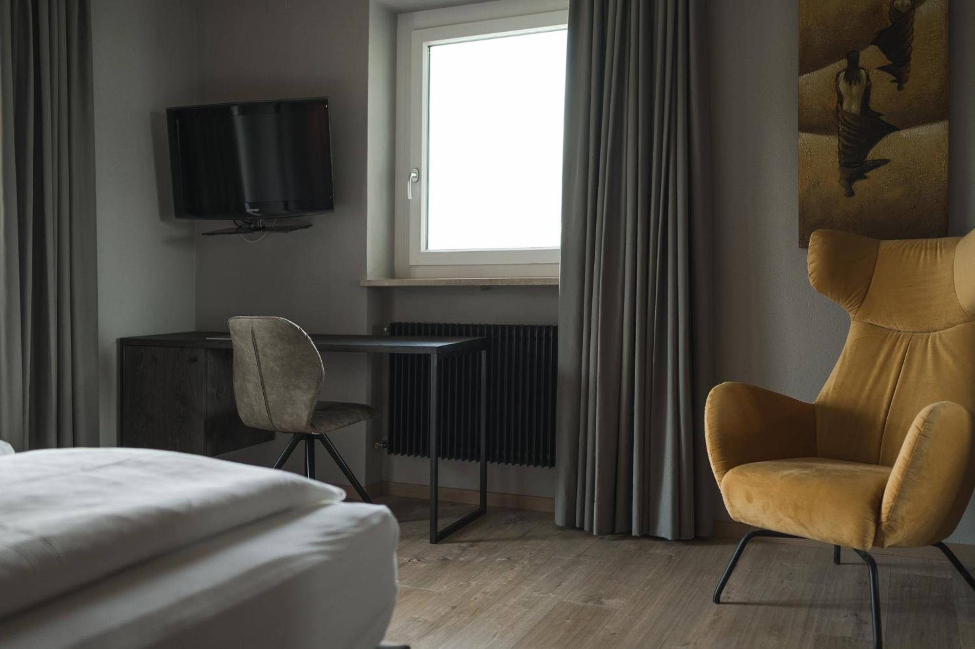 Haus Artus Aparthotel เชนนา ภายนอก รูปภาพ