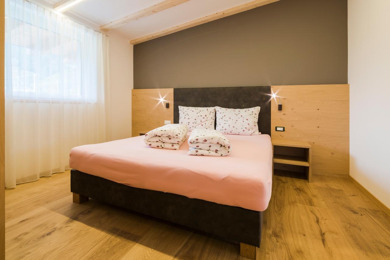 Haus Artus Aparthotel เชนนา ภายนอก รูปภาพ